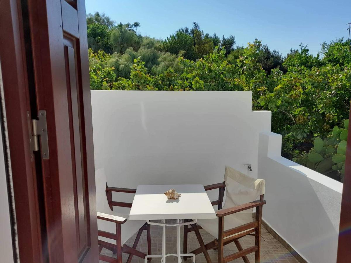 Matilda Milos - Cycladic Living Apartment Triovasalos Ngoại thất bức ảnh