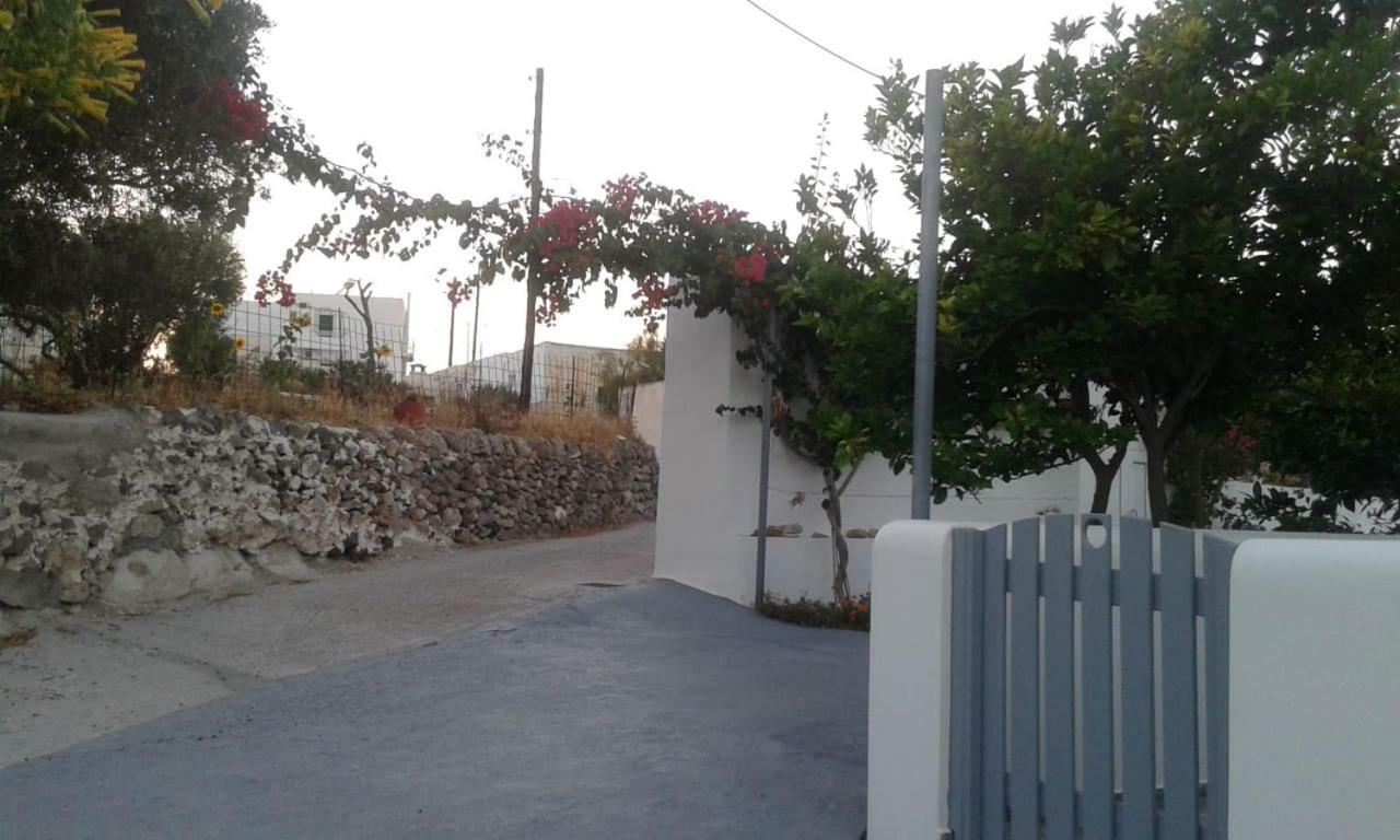 Matilda Milos - Cycladic Living Apartment Triovasalos Ngoại thất bức ảnh